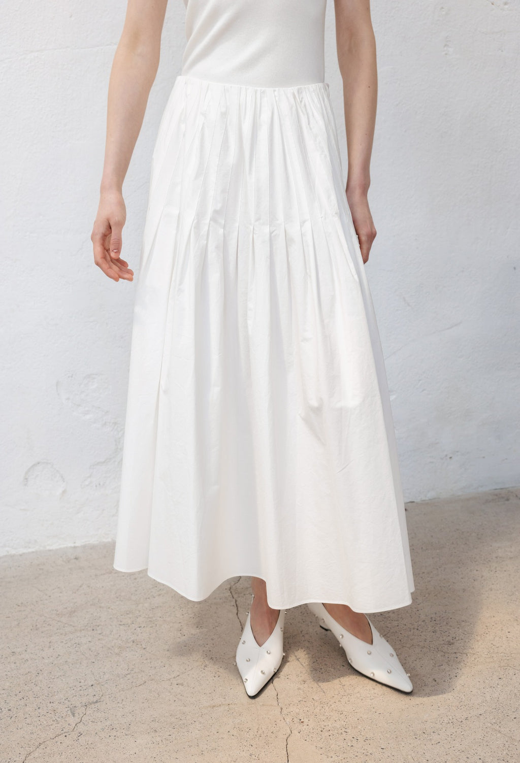 Pintuck full skirt white