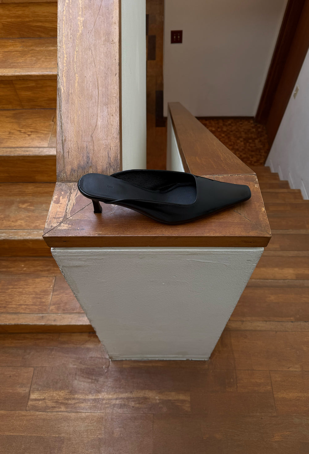 Sleeve Open Mule Black