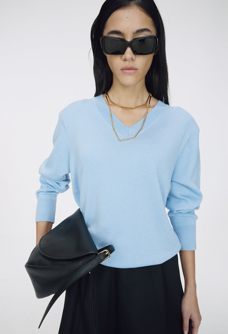 Spring Wool V-Neck Pullover Light Blue