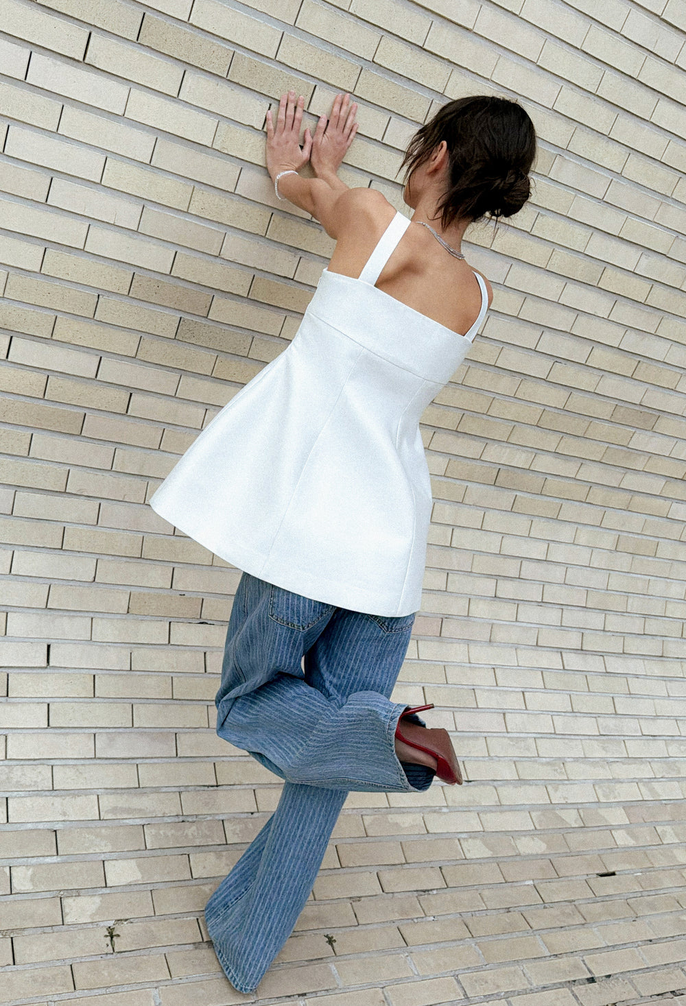Ceremony Volume Top Ivory