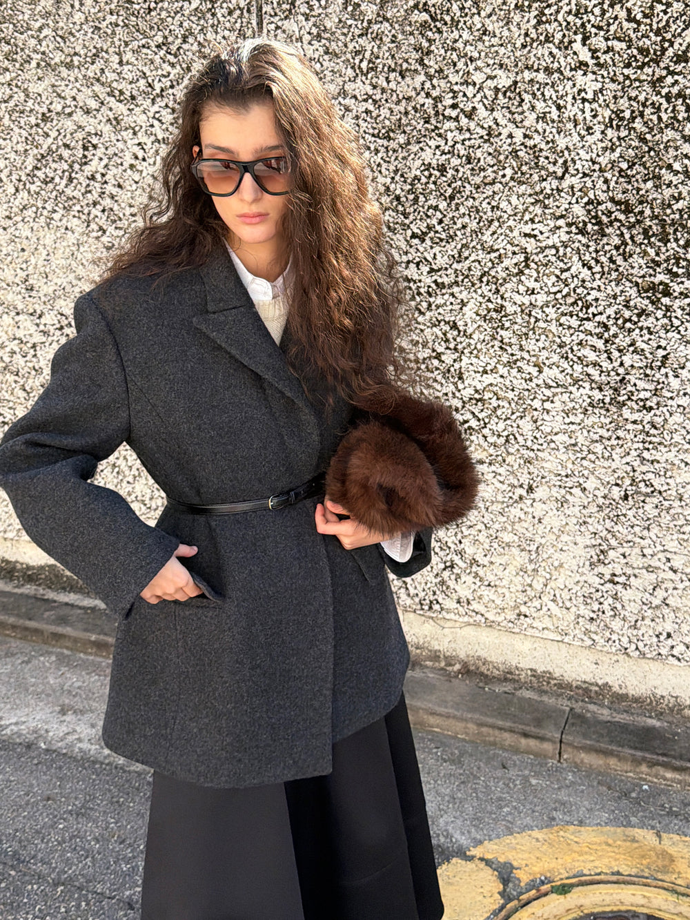 Hourglass silhouette coat charcoal