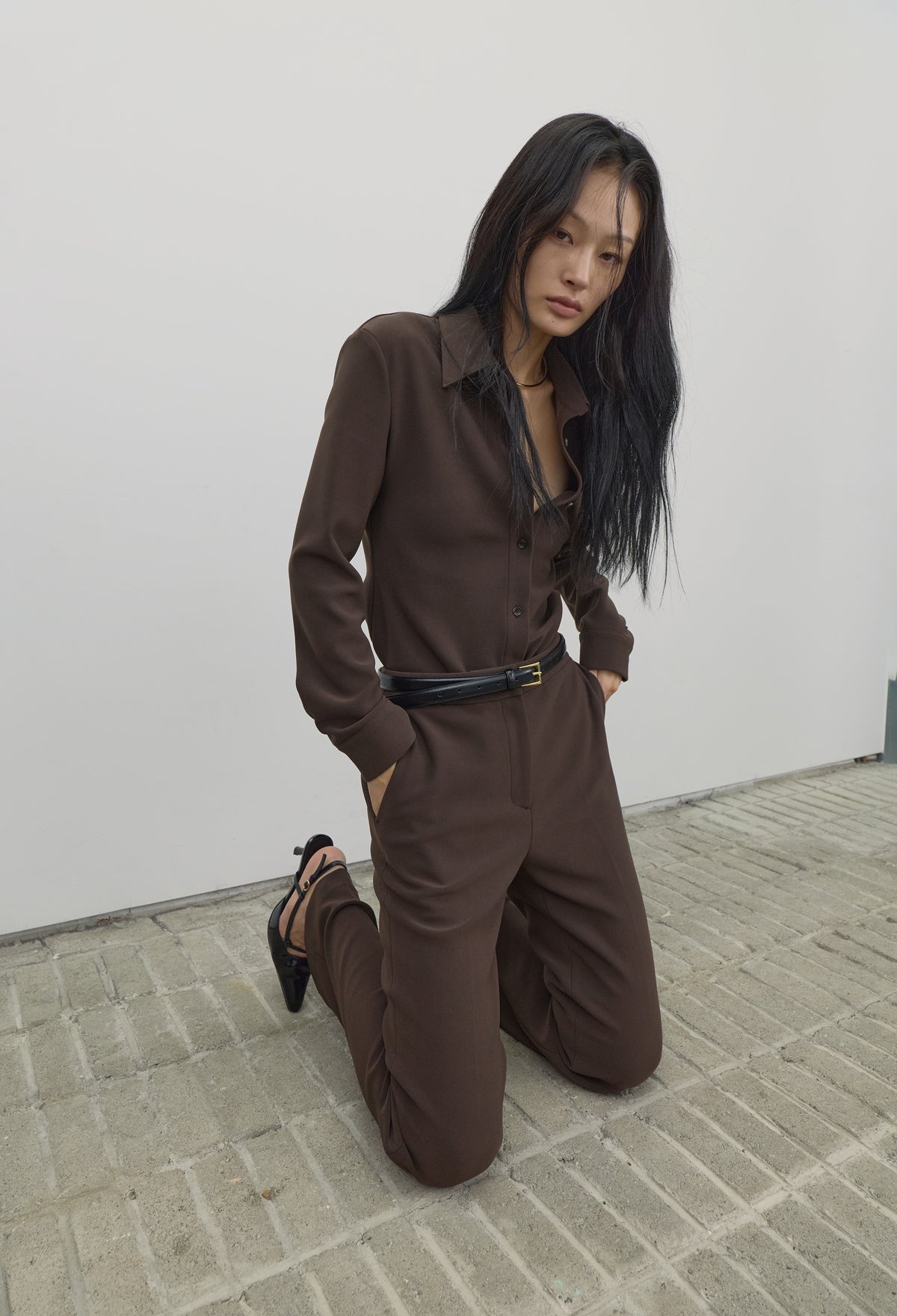[리퍼브] 25FW 고밀도 슬림핏 팬츠 브라운
