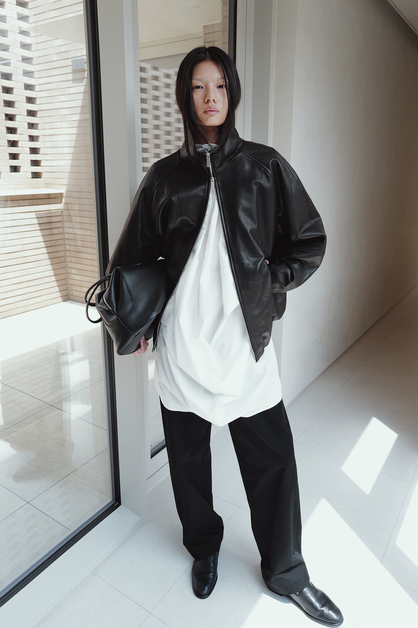 Real Lamb Minimal Jumper Black