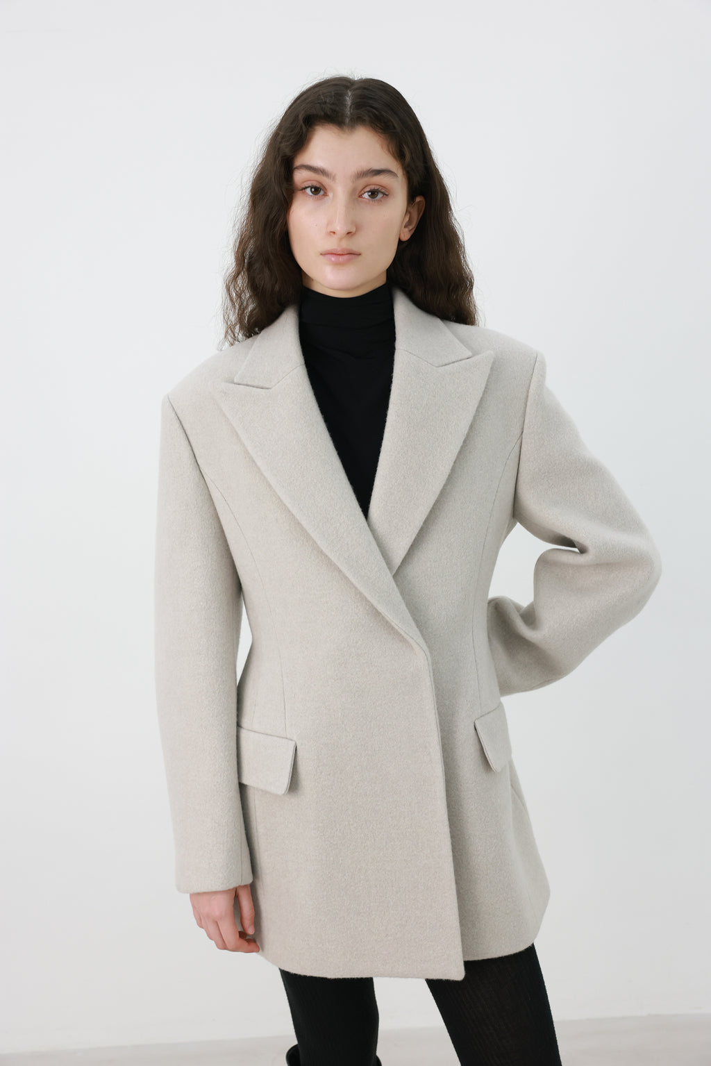 Hourglass Silhouette Coat Ecru