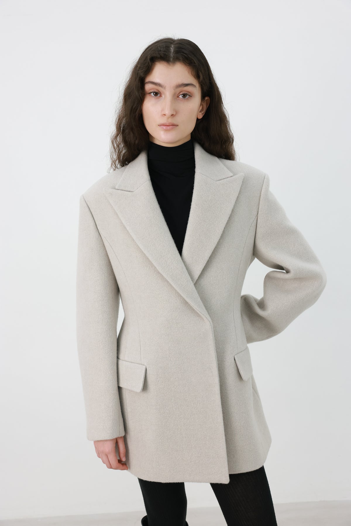 Hourglass Silhouette Coat Ecru