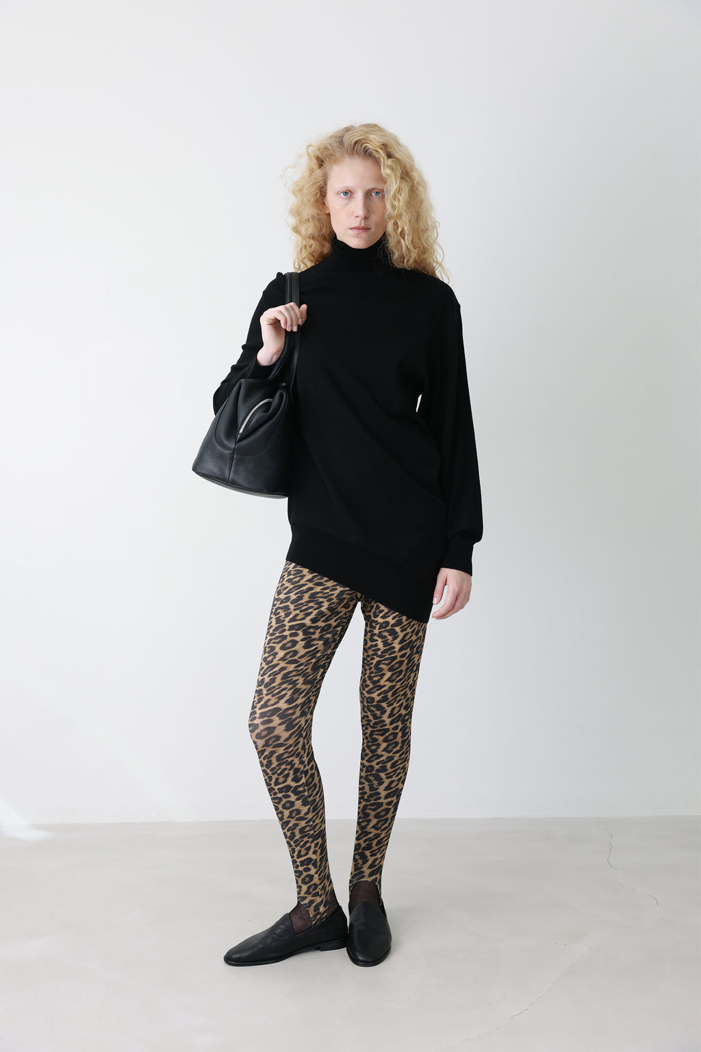 Wool Blend Turtleneck Knit Black