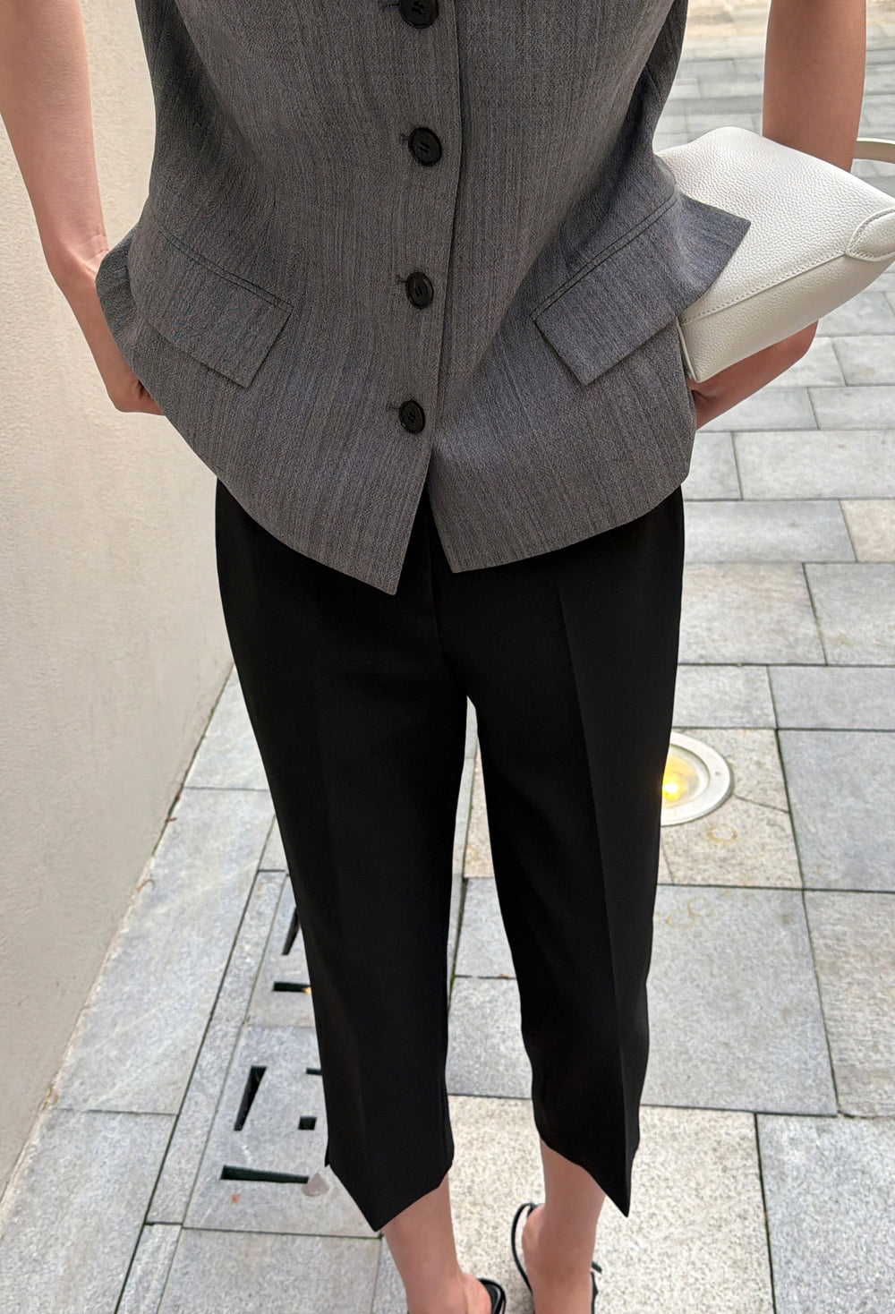Capri Slit Pants