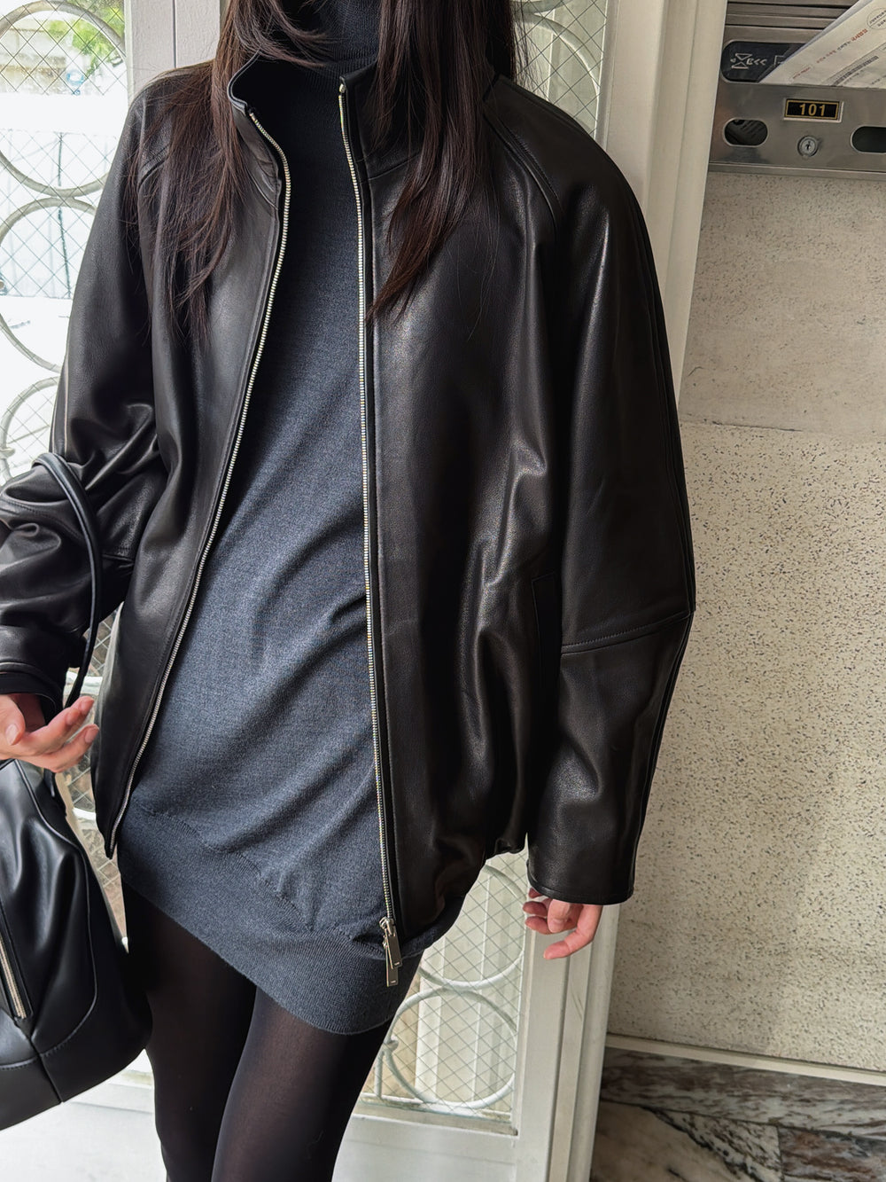 Real Lamb Minimal Jumper Black