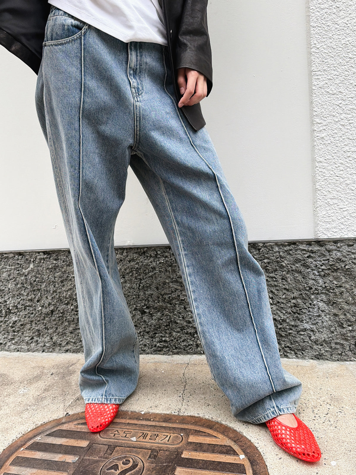 940 Pintuck Denim