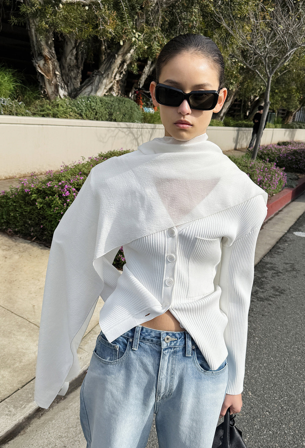 Hourglass V-neck Cardigan Ivory