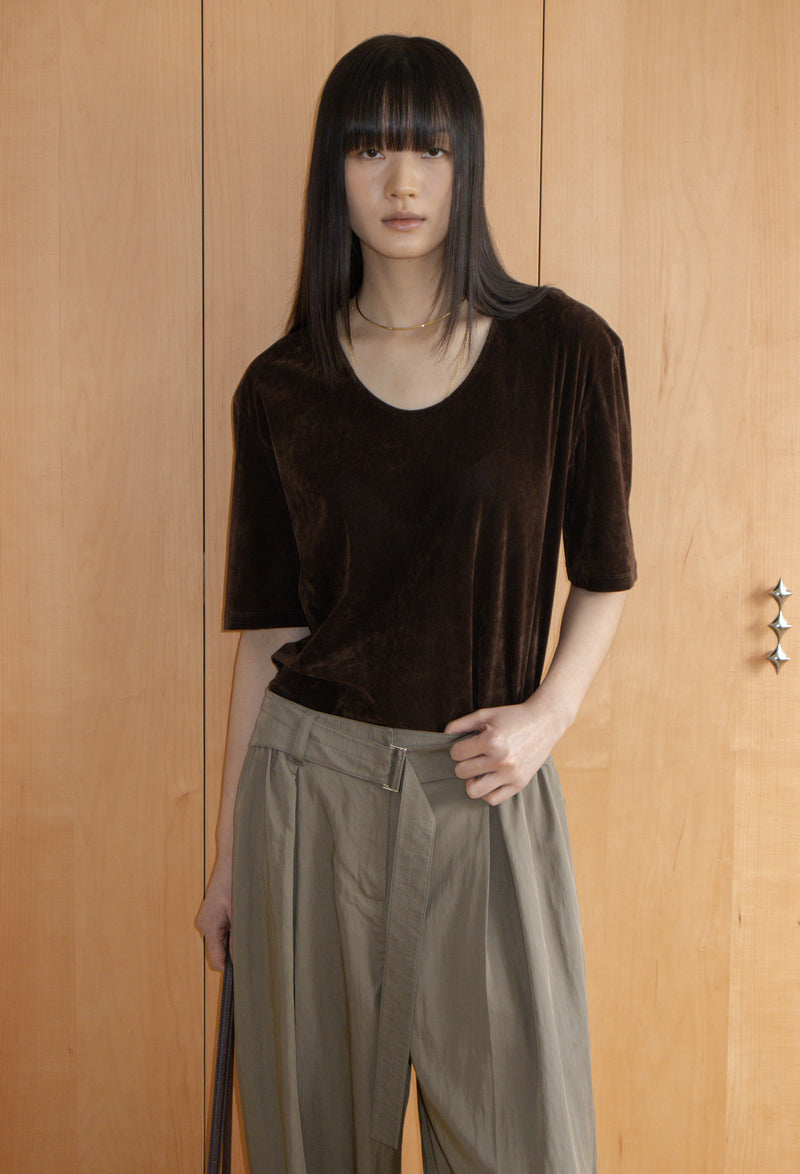Velour U-neck T-shirt Brown