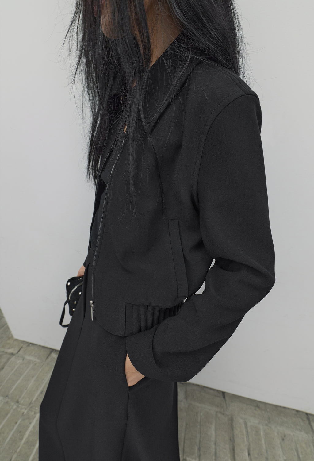 [리퍼브] 25FW 고밀도 슬림핏 자켓
