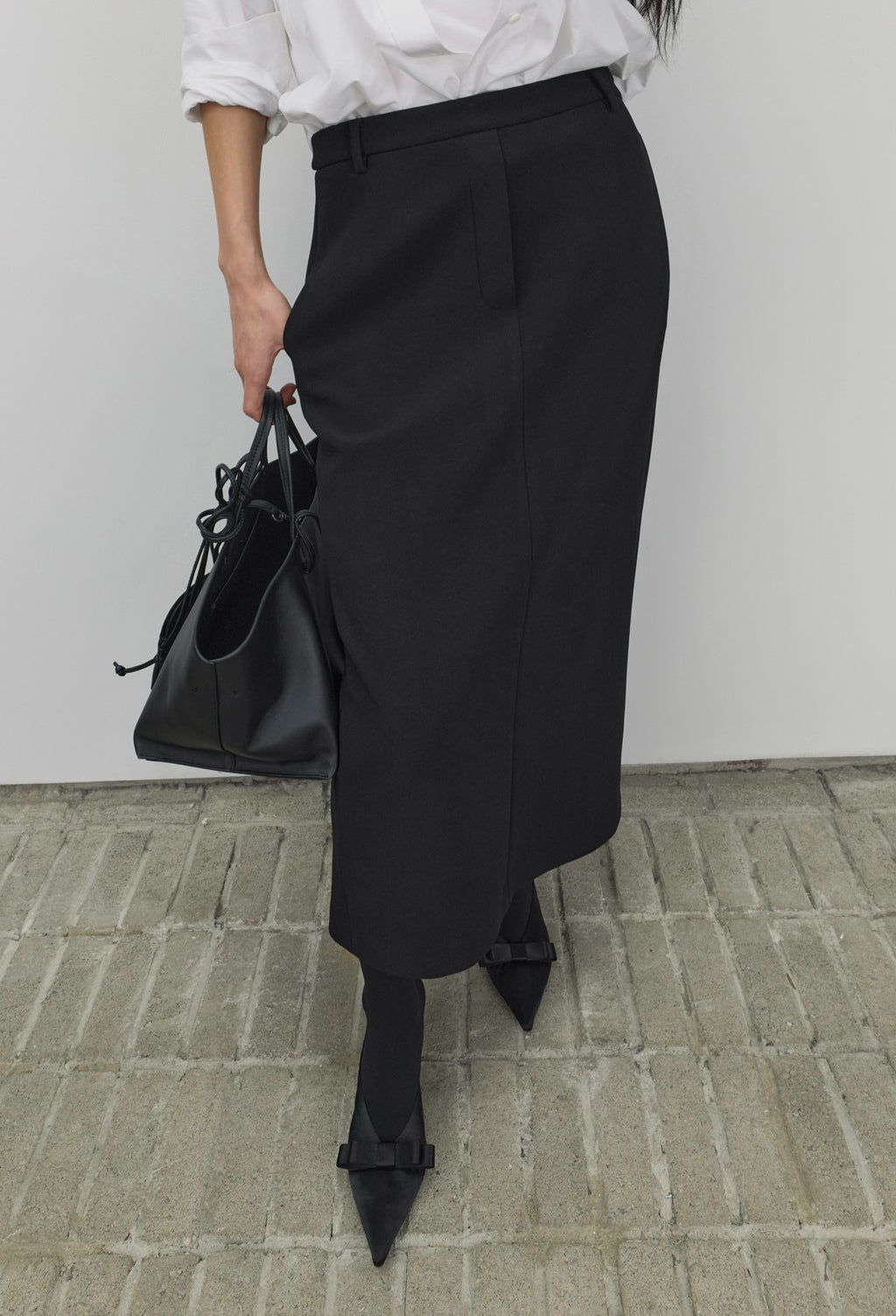 High-density Slim-Fit Maxi Skirt Black