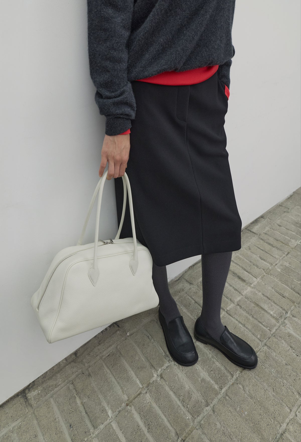 High-density Slim-Fit Skirt Black