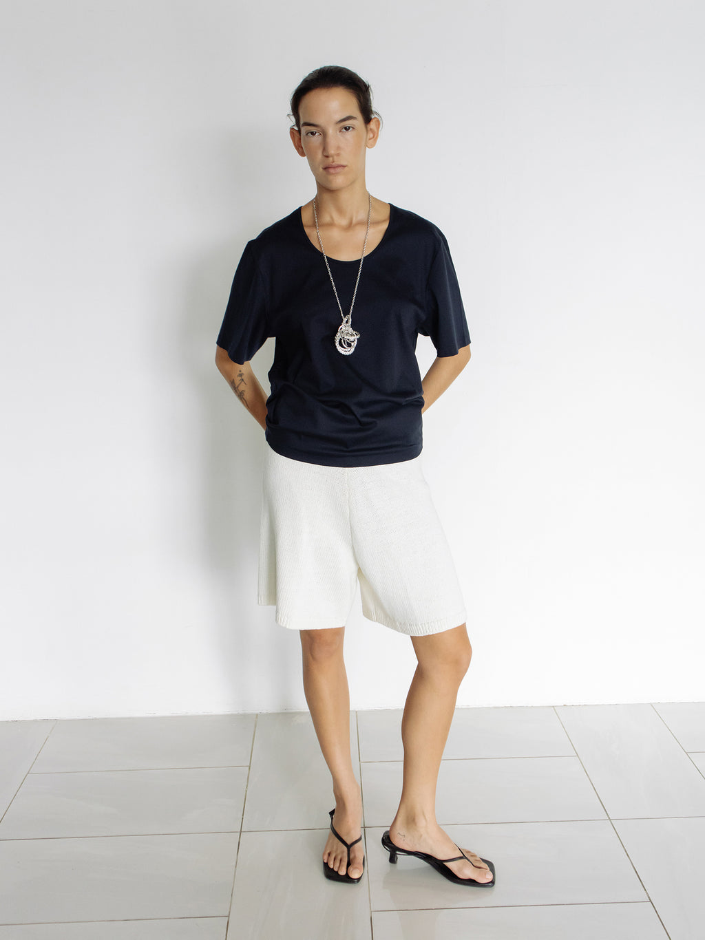 Cotton U-neck T-shirt Navy
