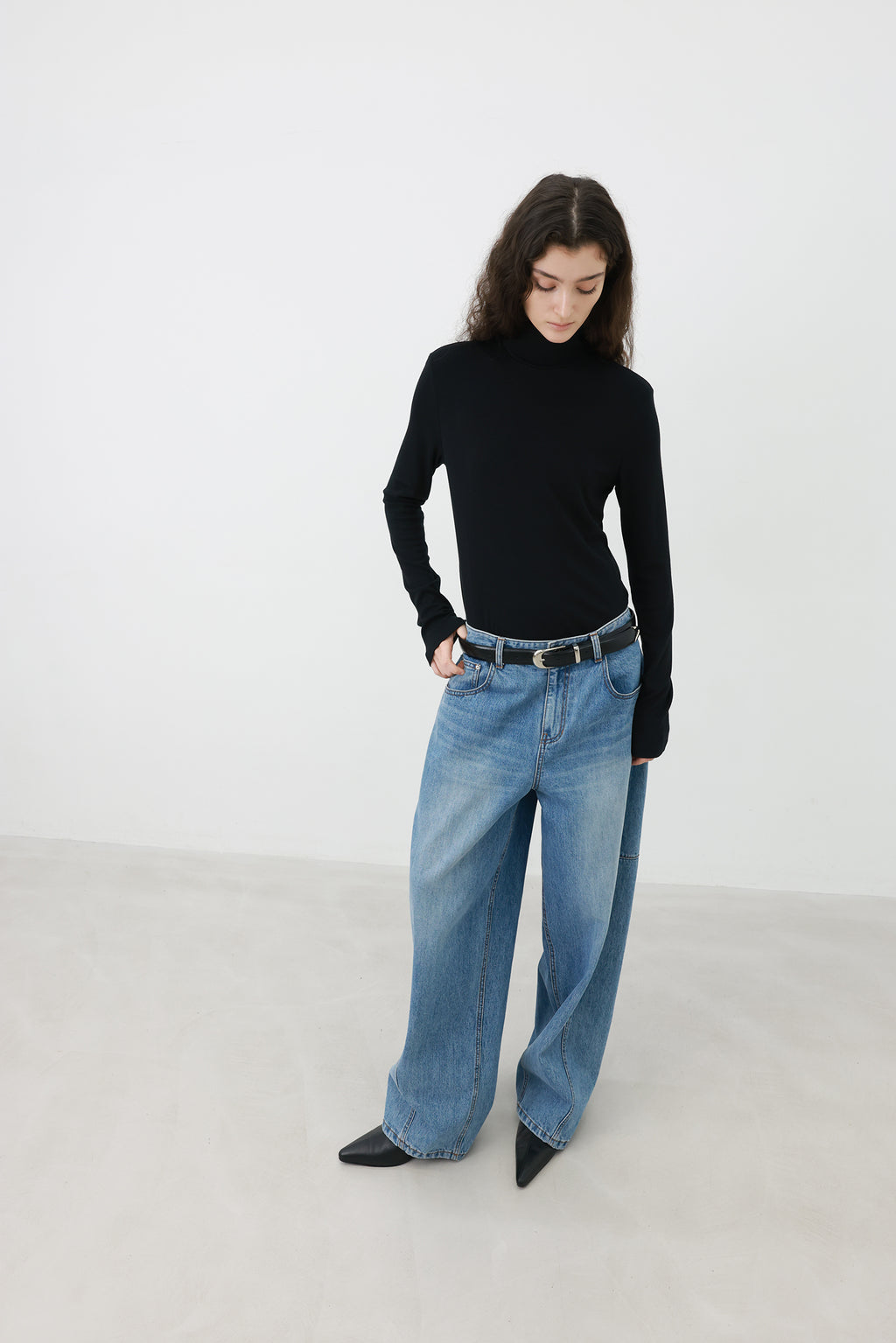Milky Turtleneck T-shirt Black