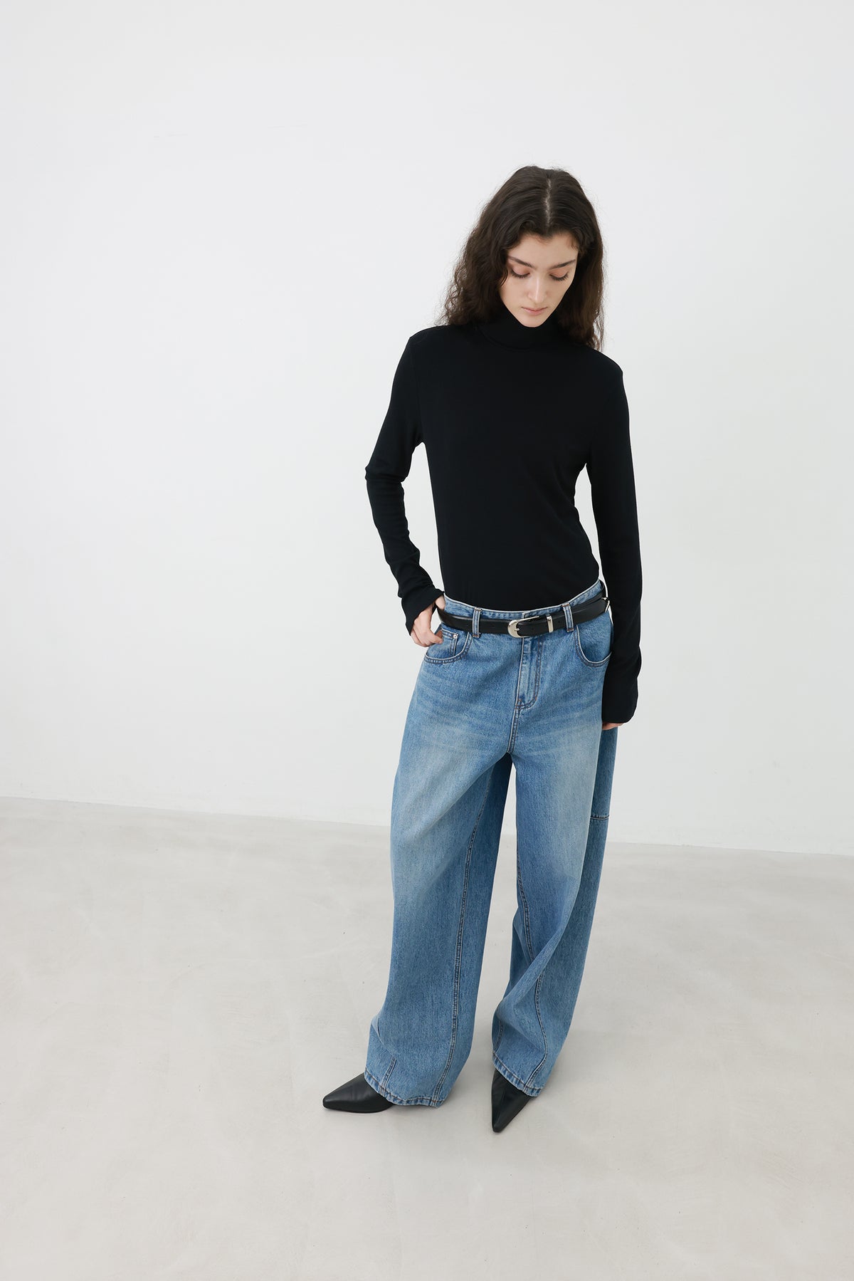 Milky Turtleneck T-shirt Black