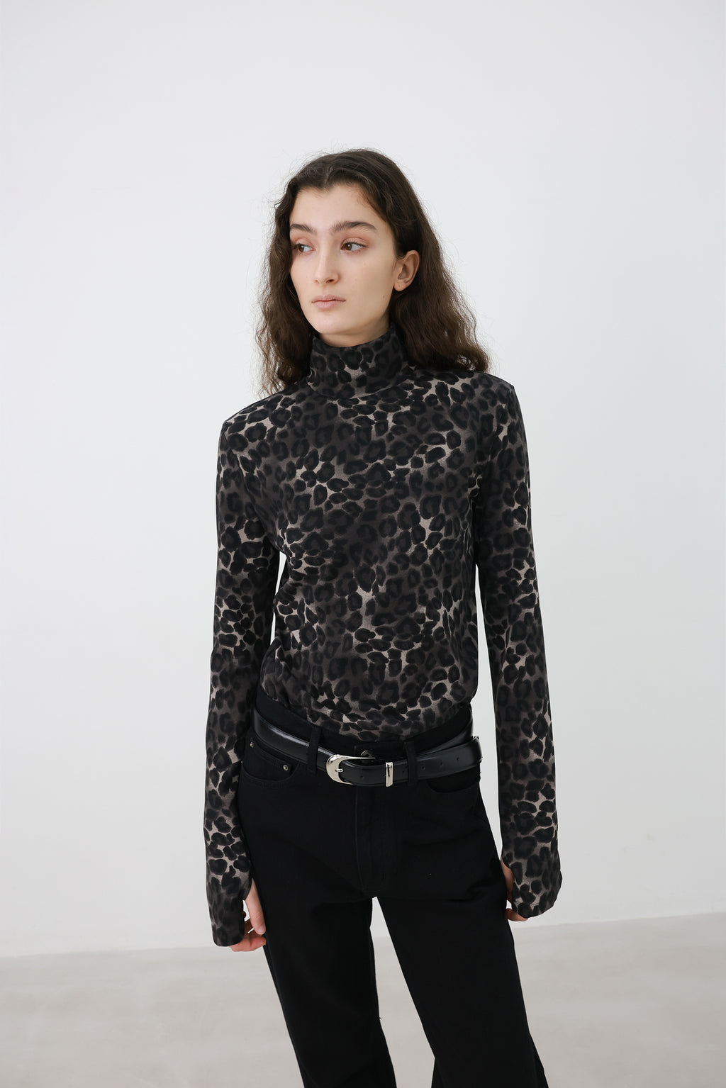 Leopard turtleneck T-shirt