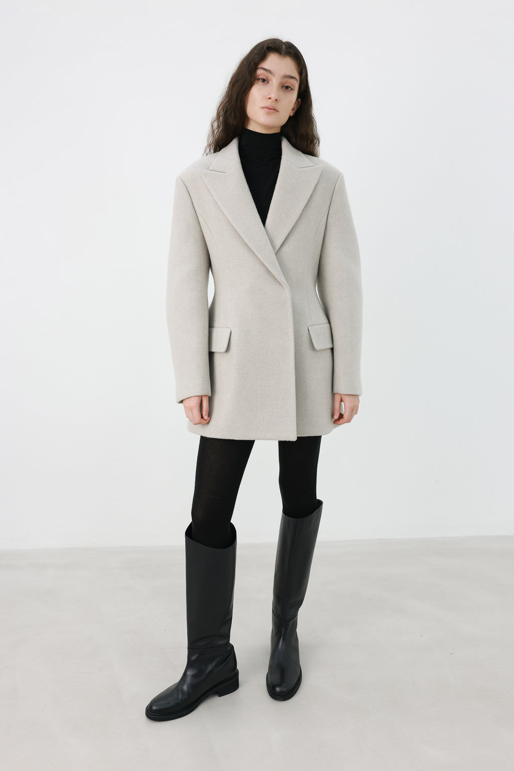 Hourglass Silhouette Coat Ecru