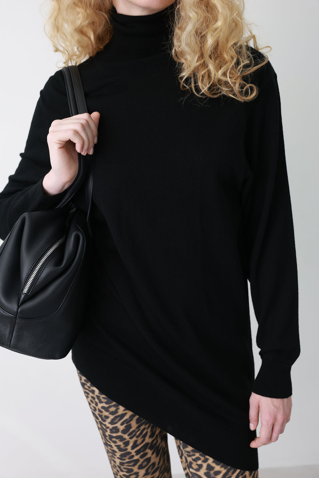 Wool Blend Turtleneck Knit Black