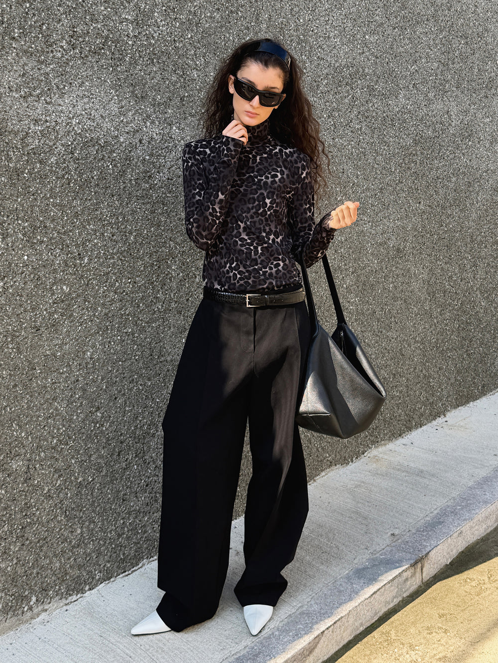 Cotton Volume Tuck Pants Black