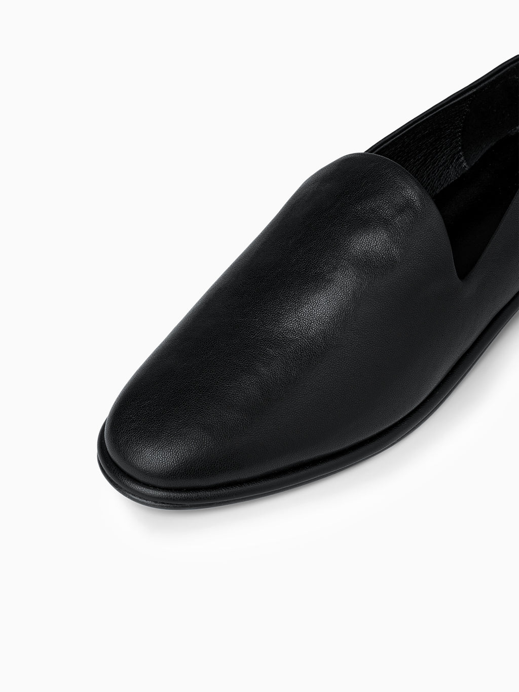Soft Minimal Loafers