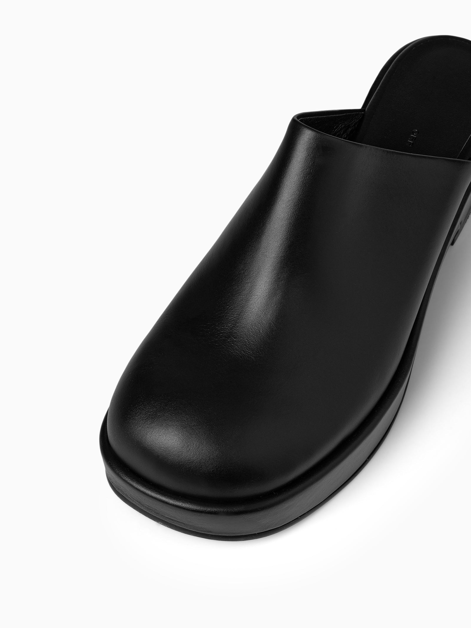 Leather Clog Black