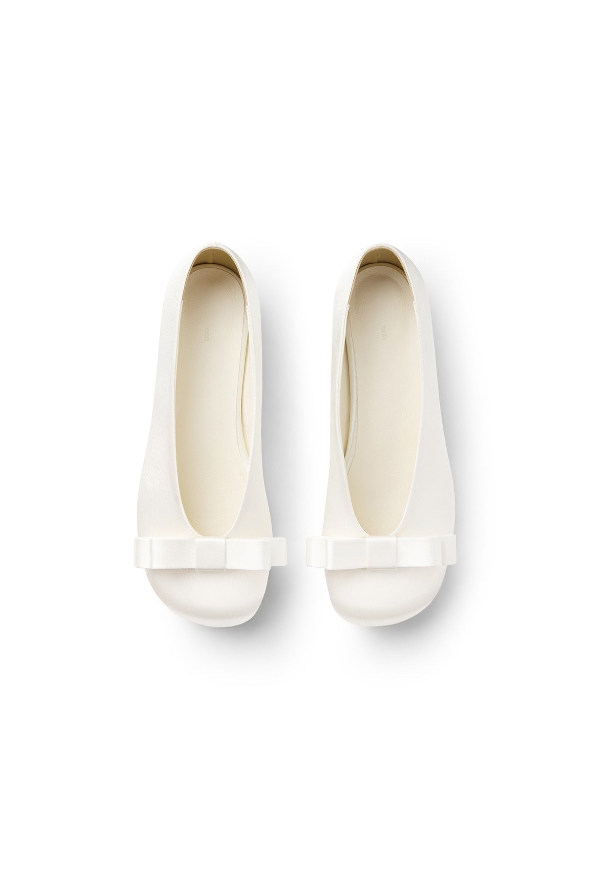 Satin Ribbon Round Pumps Ivory