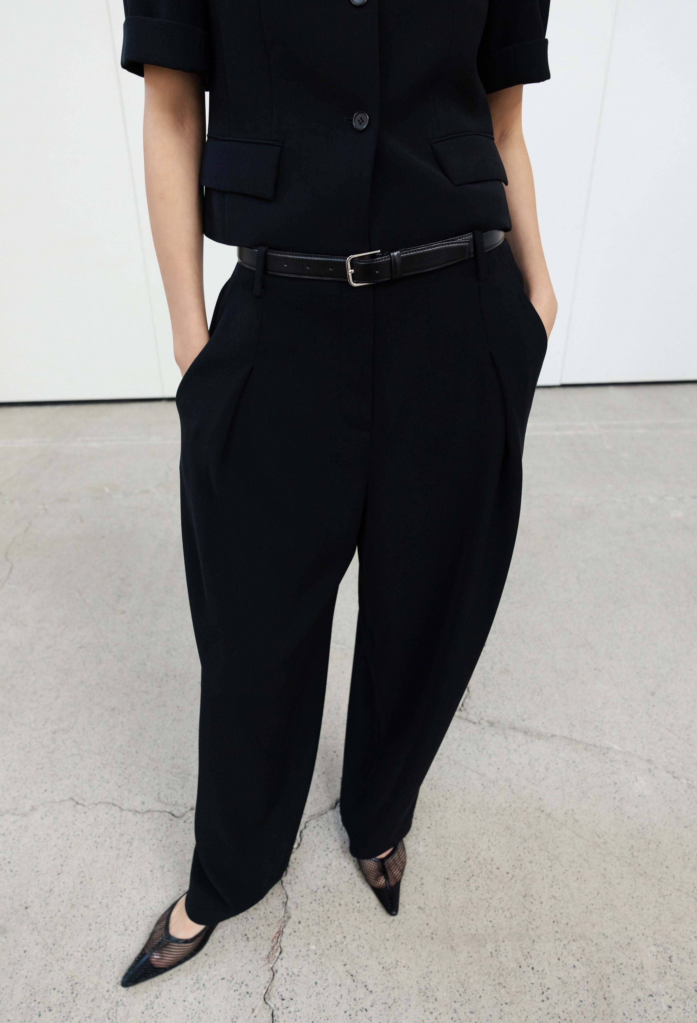 Sleek Buckle Belt Black Silver