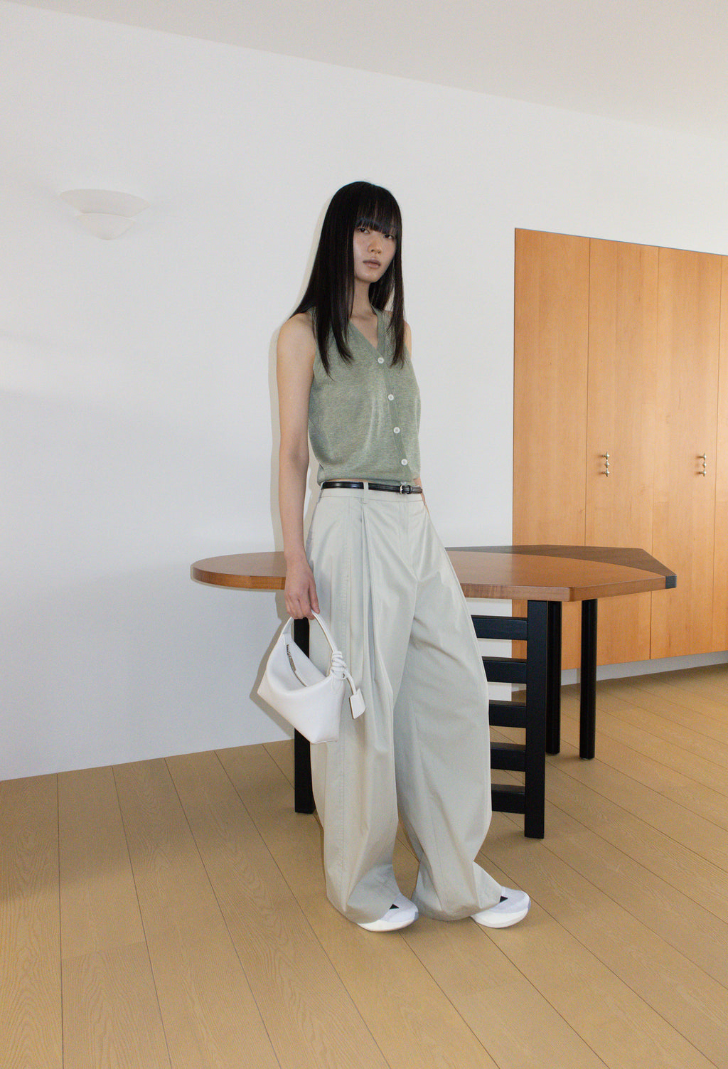 Cotton Pintuck Trousers Light Khaki