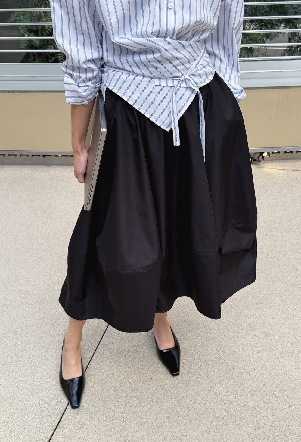 Sleeve Open Mule Black