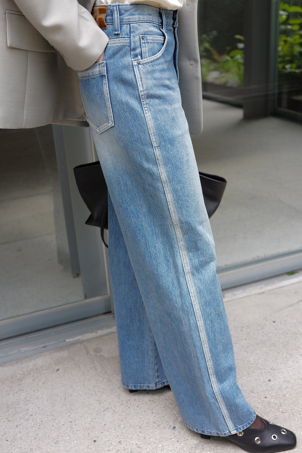 421 Washed Denim