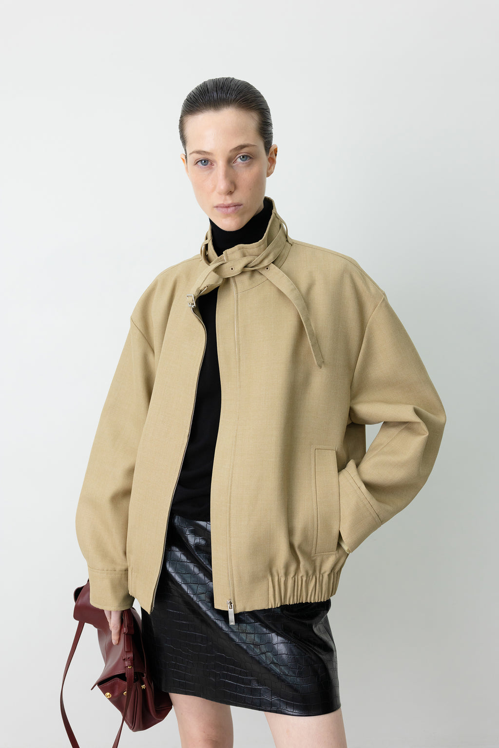 High-Neck Blouson Jumper Beige