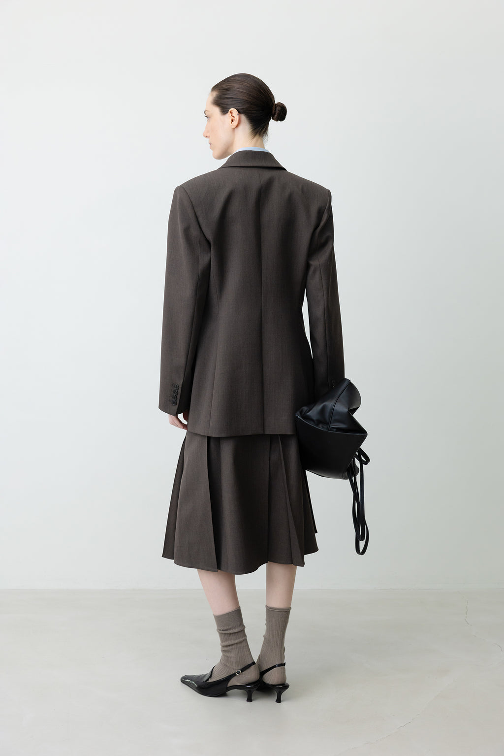 Tailored single jacket