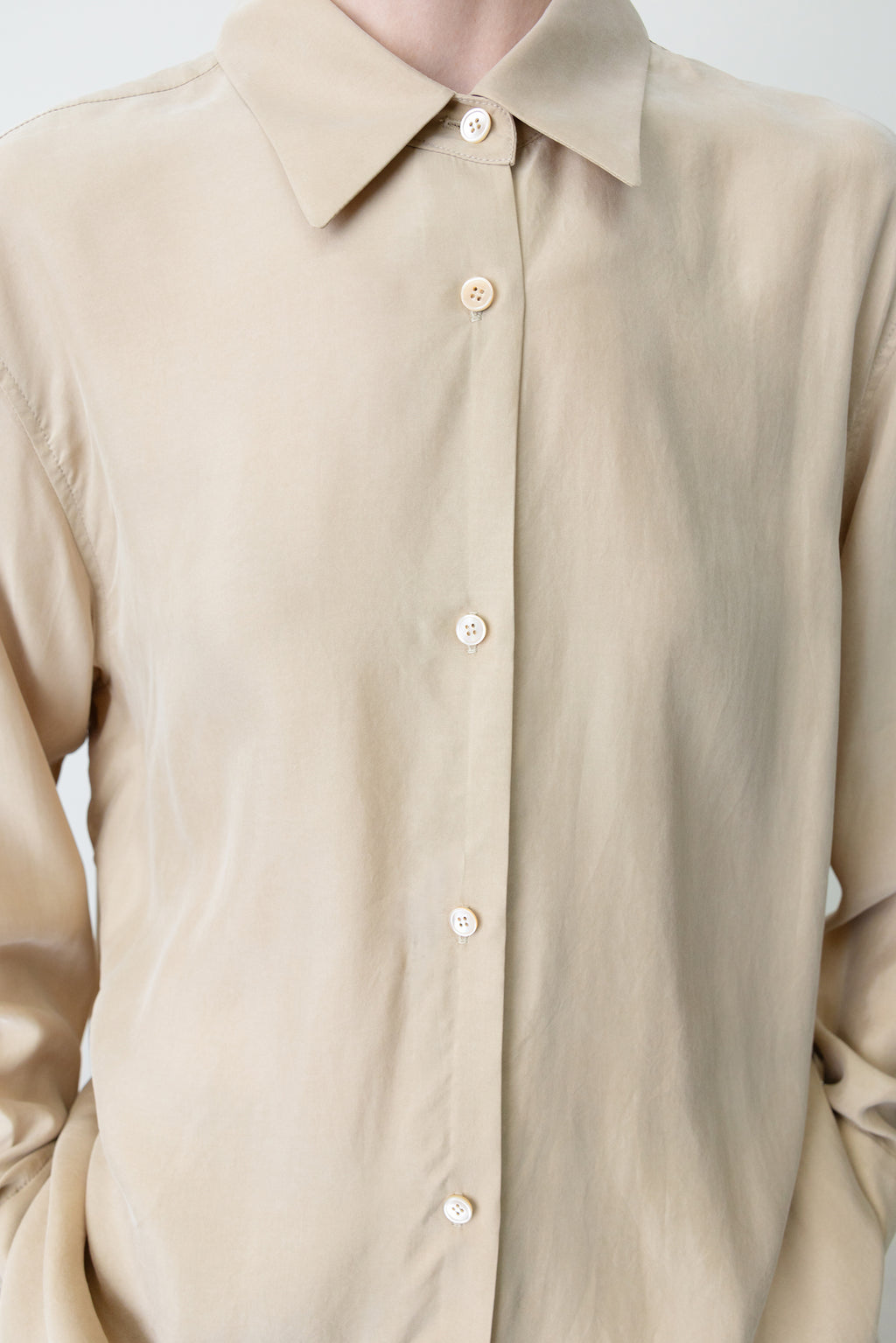 Silky Cupro Shirt Beige