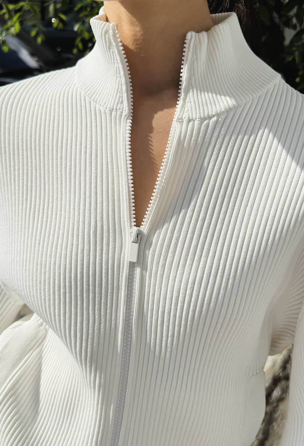 High-density Knit Zip-Up Ivory