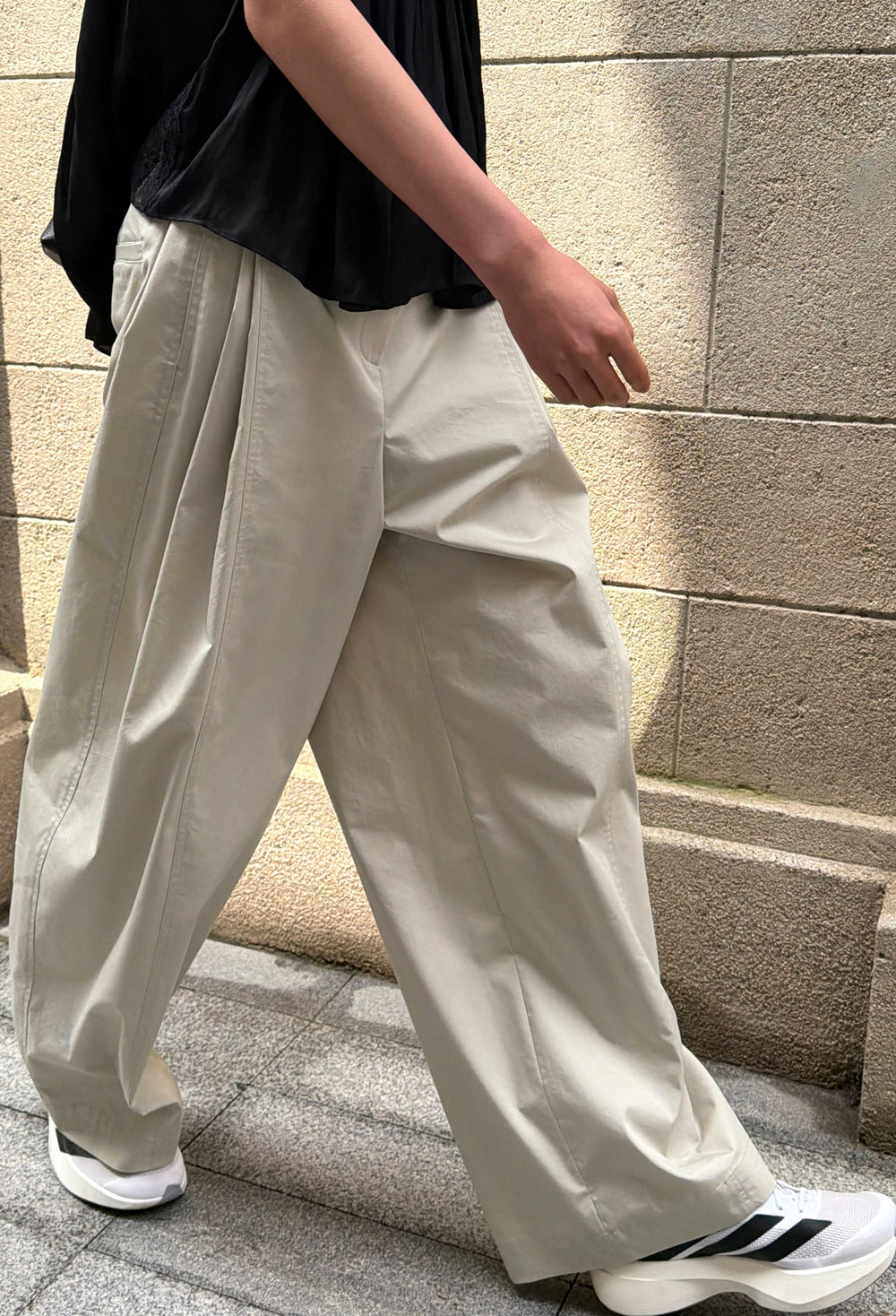 Cotton Pintuck Trousers Light Khaki
