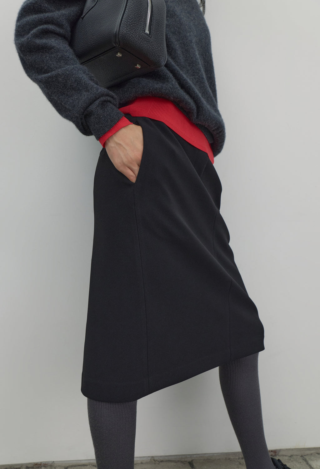 High-density Slim-Fit Skirt Black