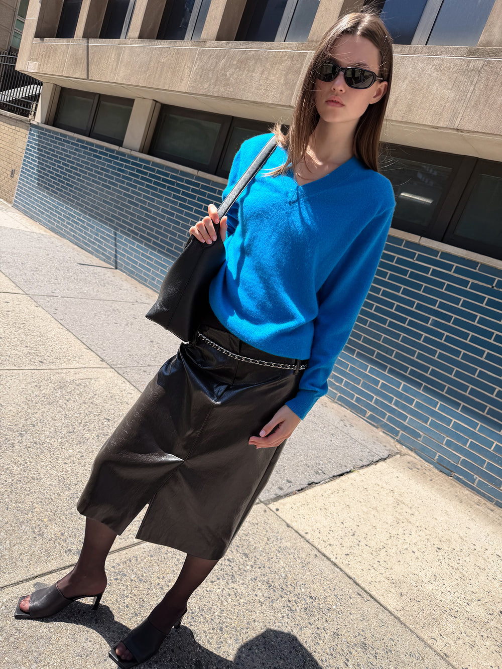 Cashmere 100% V-neck Knit Cobalt