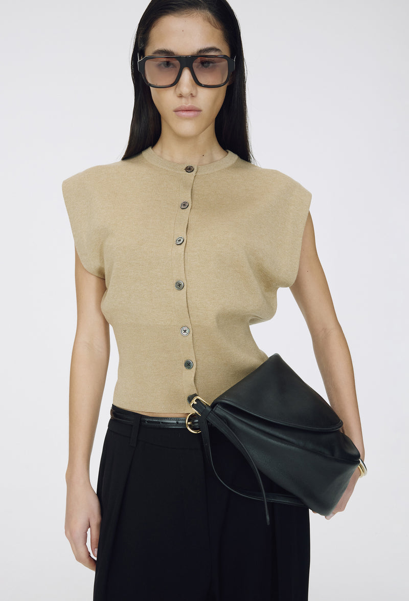 Circle Buckle Belt Black Gold