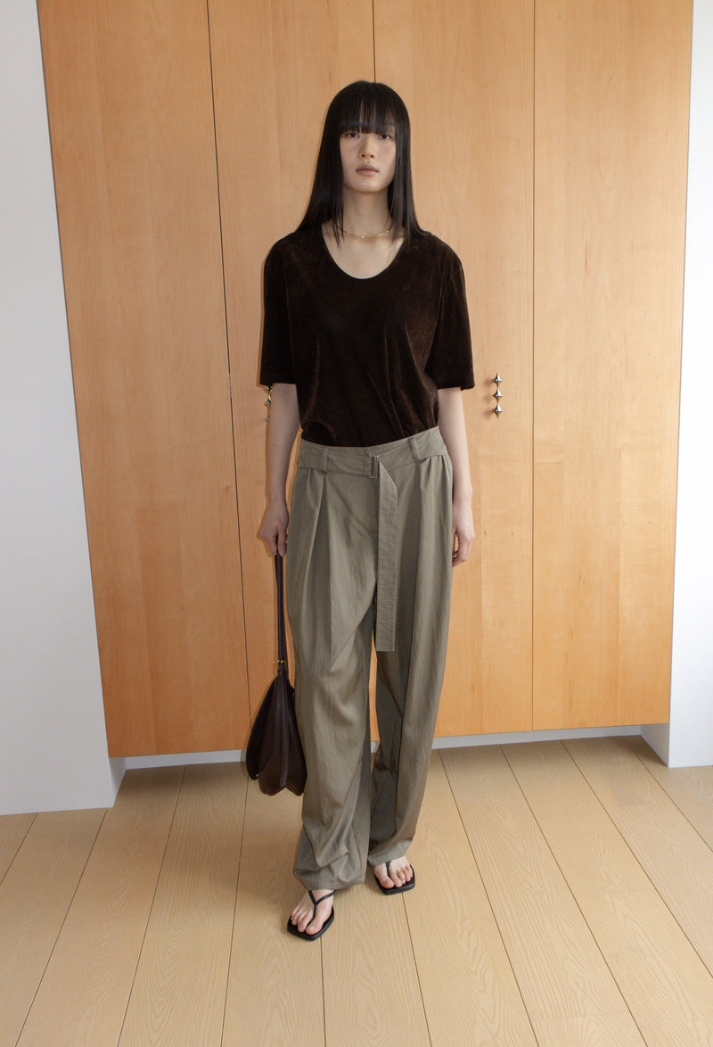 Velour U-neck T-shirt Brown