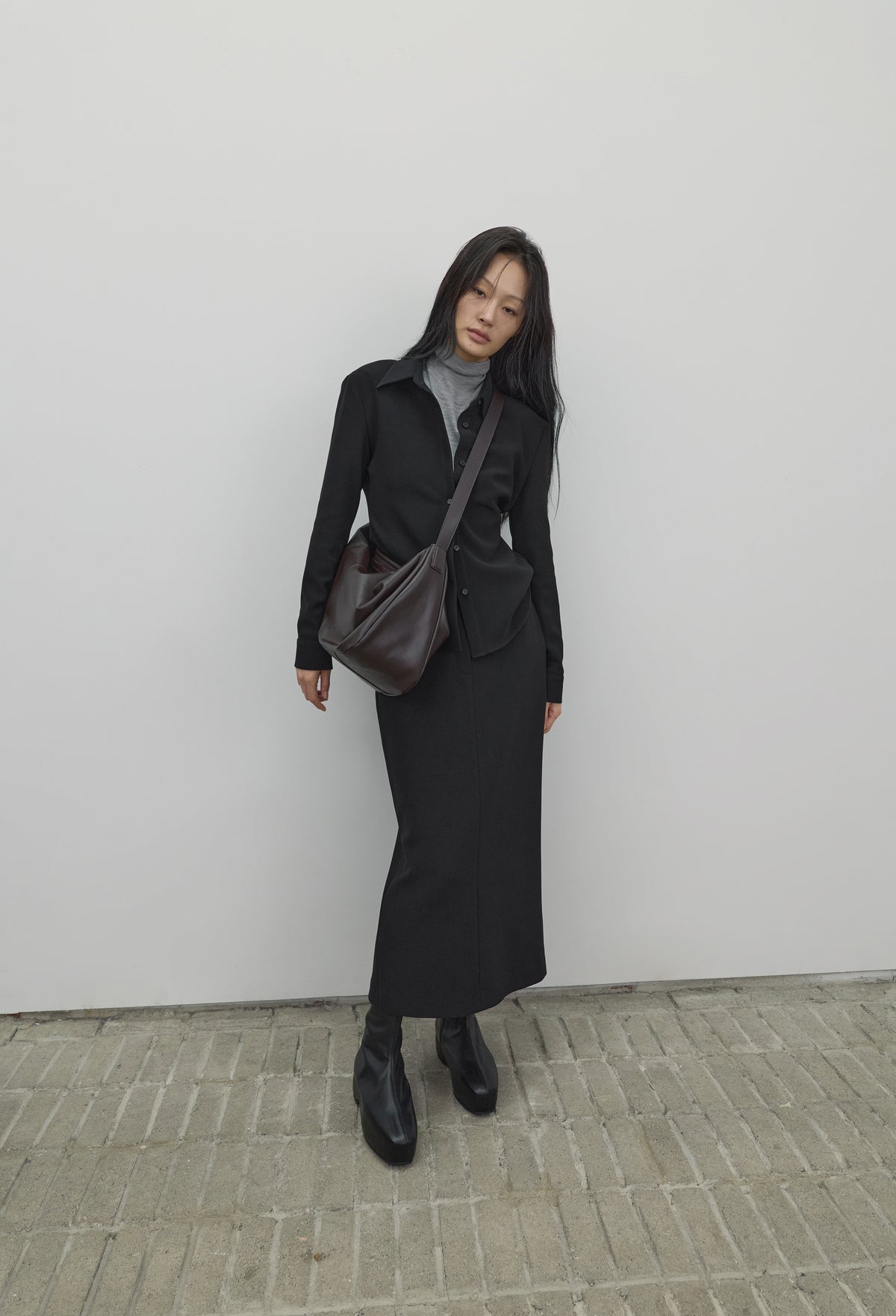 High-density Slim-Fit Maxi Skirt Black
