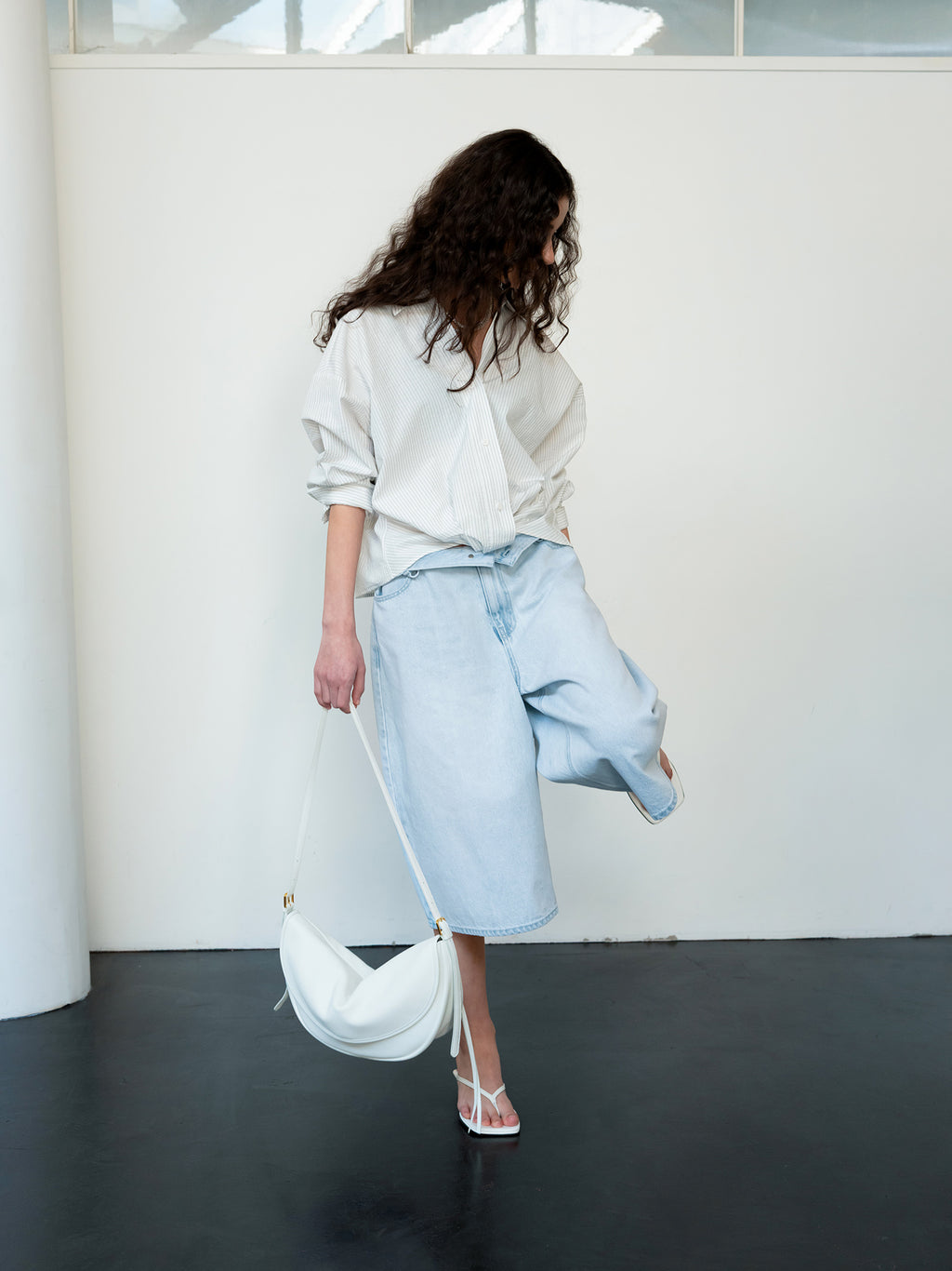 Crescent Bag Medium Togobeeige