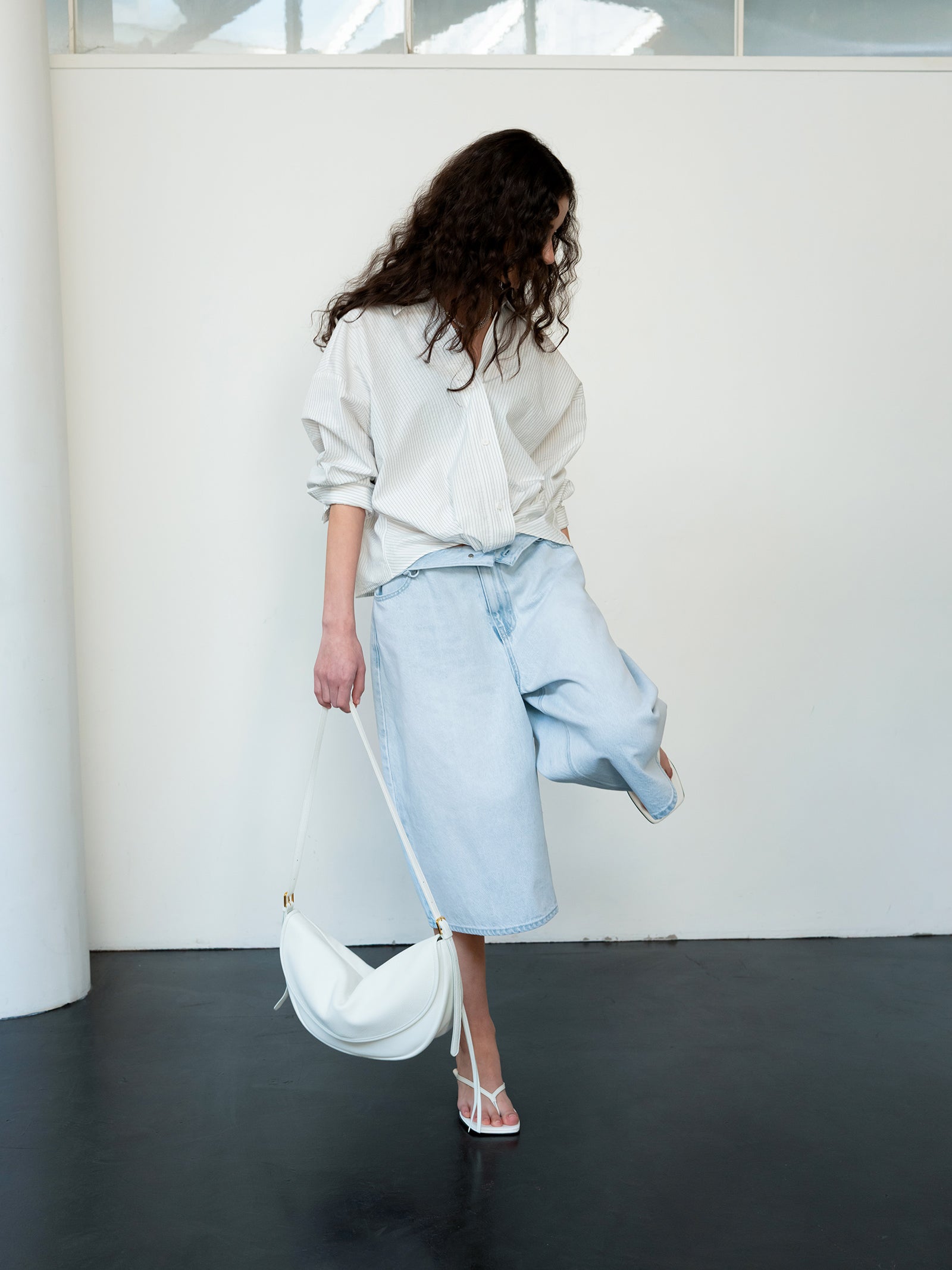 Crescent Bag Medium Togobeeige