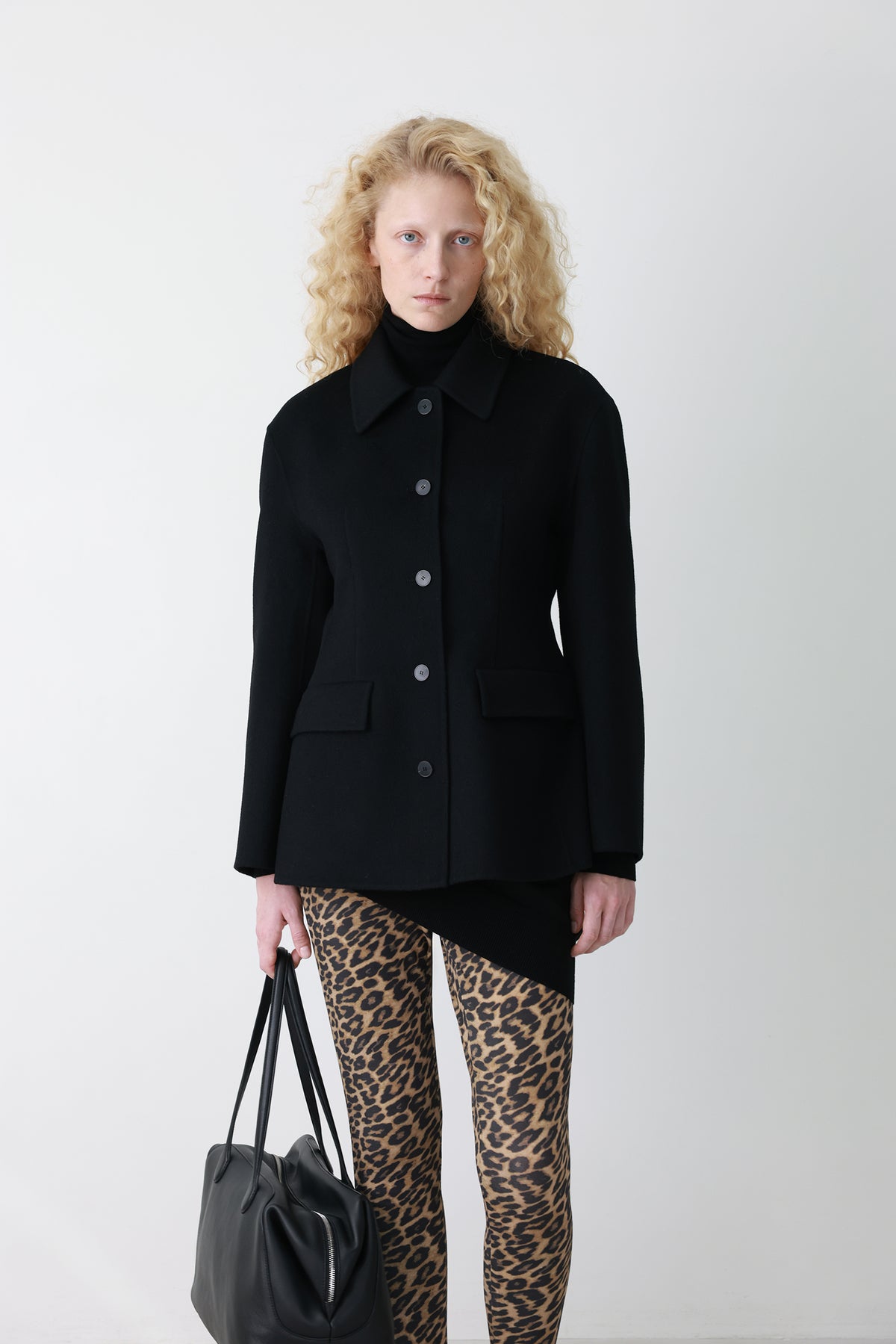 Slender Handmade Coat Black