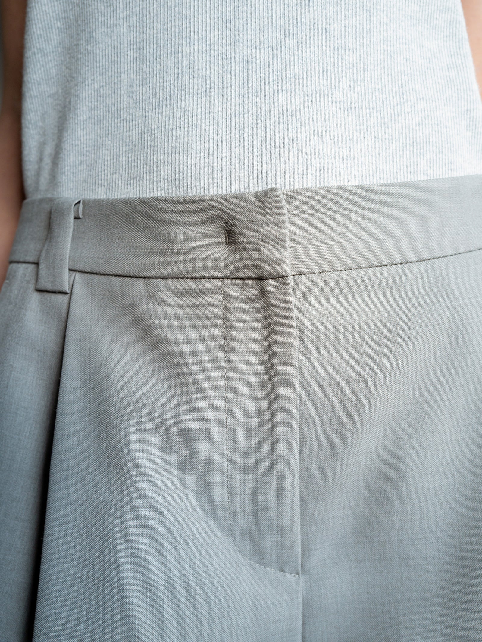 Clear Wool Shorts Gray
