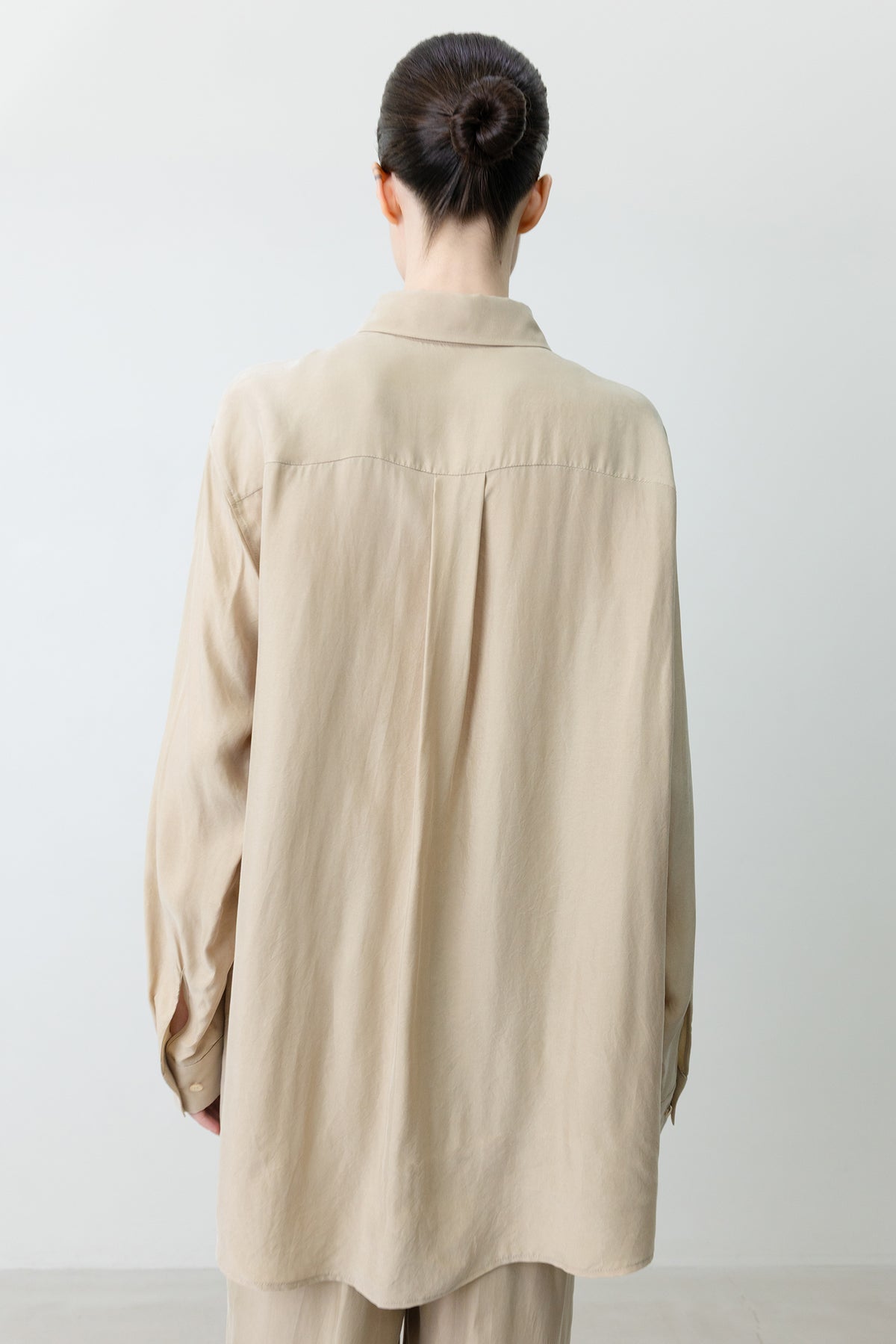 Silky Cupro Shirt Beige