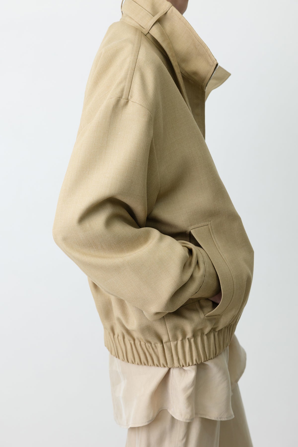 High-Neck Blouson Jumper Beige