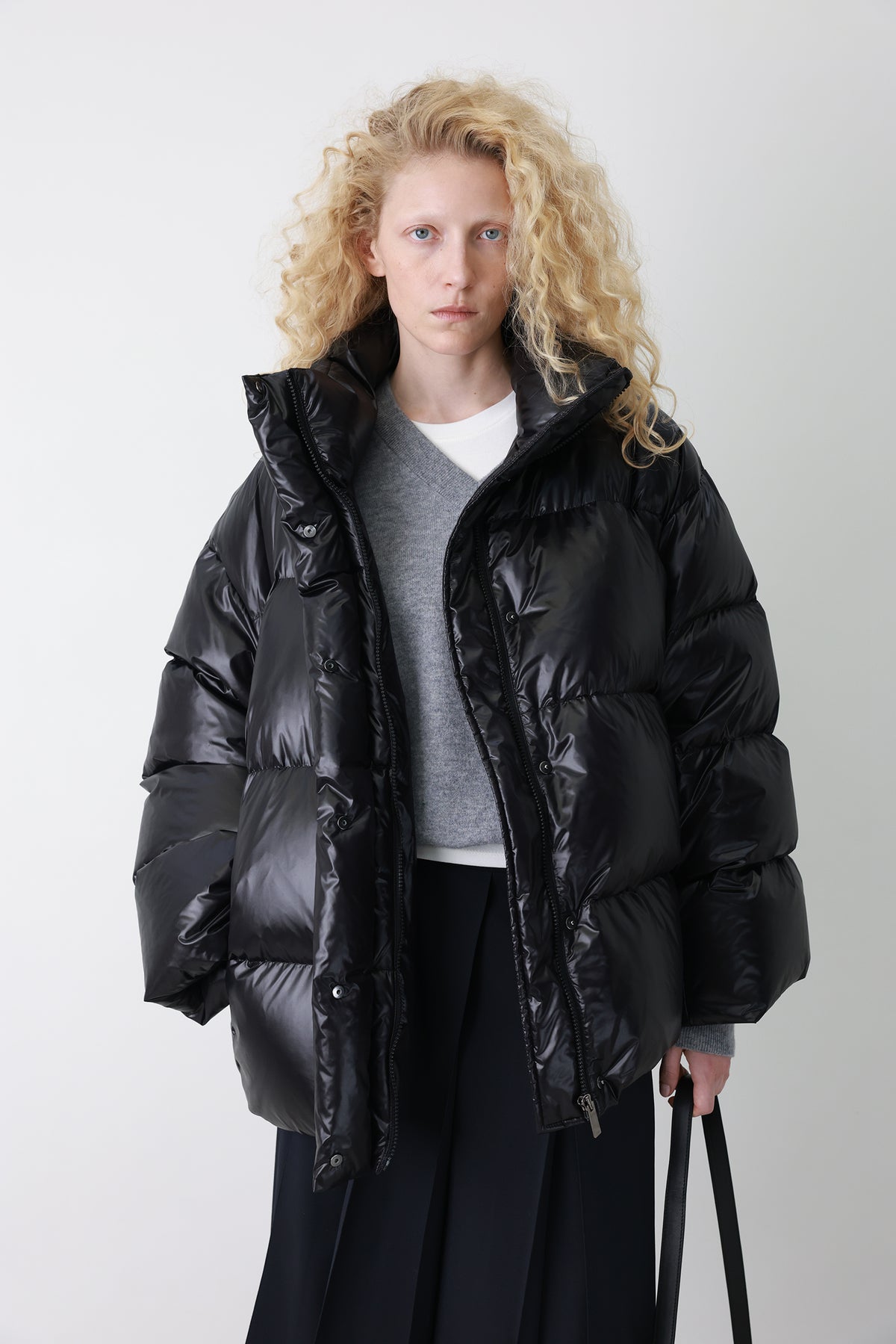 Fluffy Goose Down Black