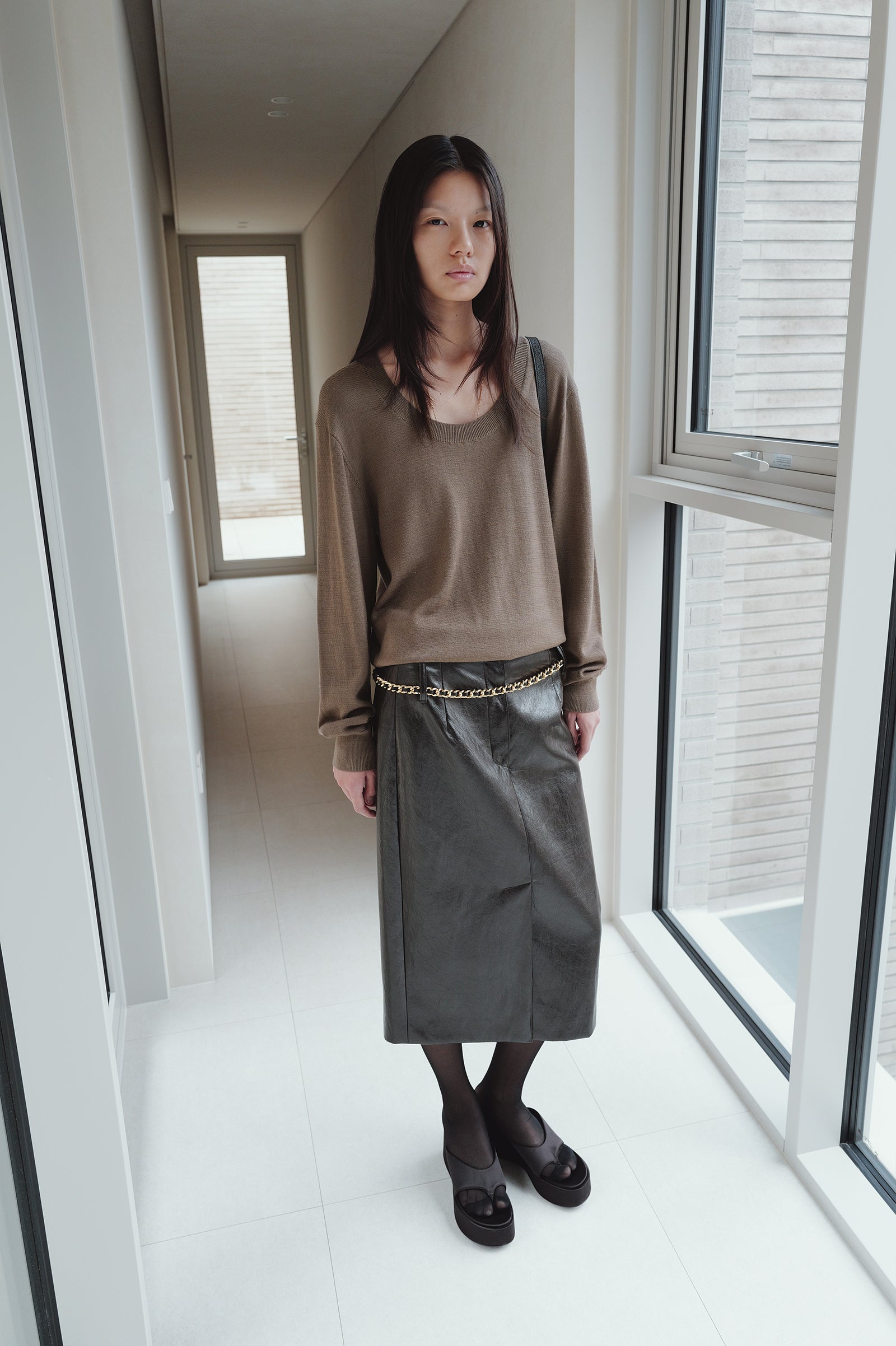 Washable 100% Wool U-Neck Pullover Taupe